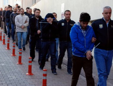 Τουρκία: Συνελήφθη και ο διευθυντής του Cumhuriyet